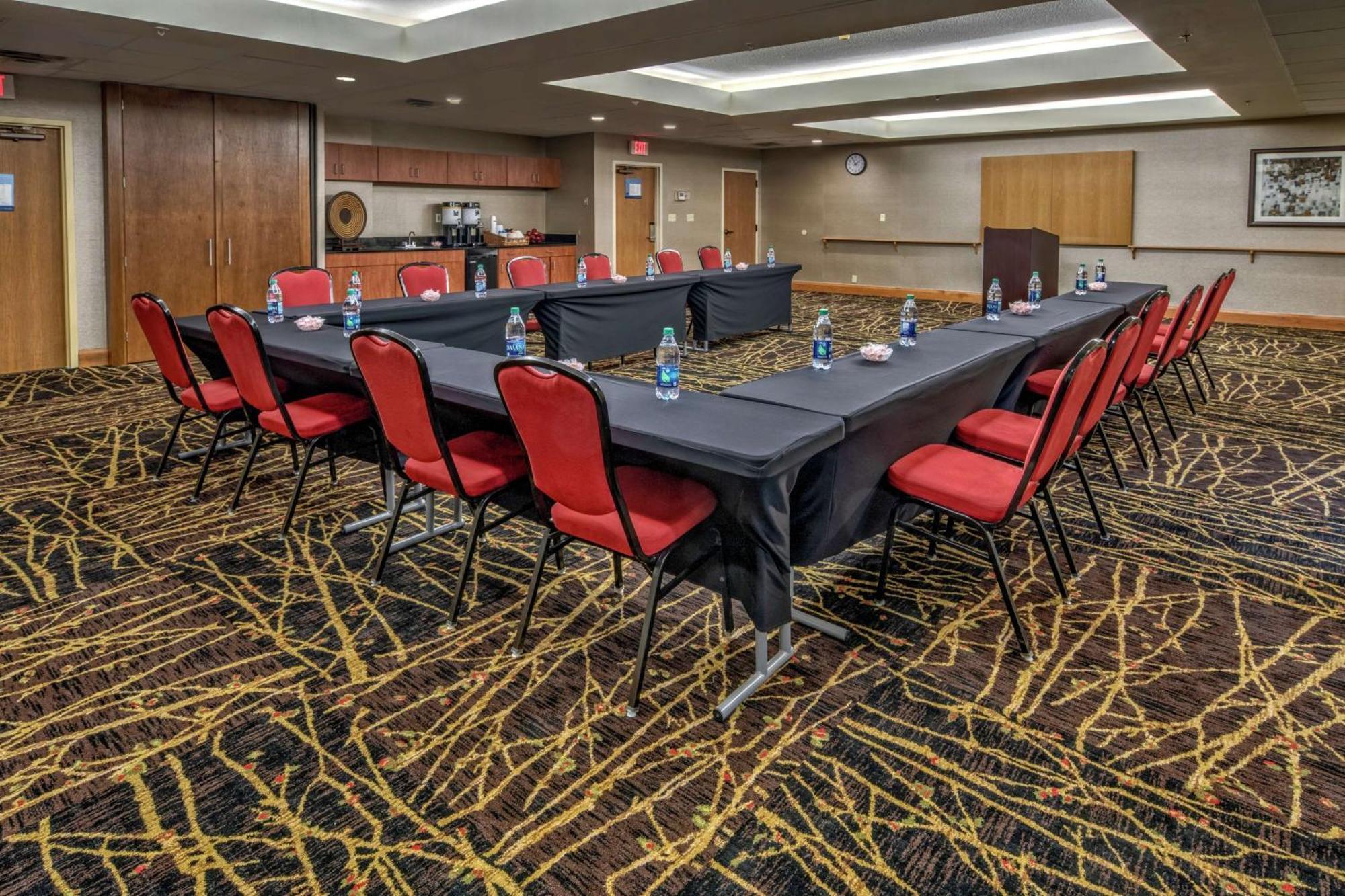 Hampton Inn Charlotte/מתיוס מראה חיצוני תמונה